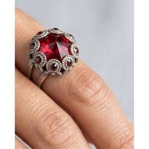 NEW MARIANA lady in red ring in red